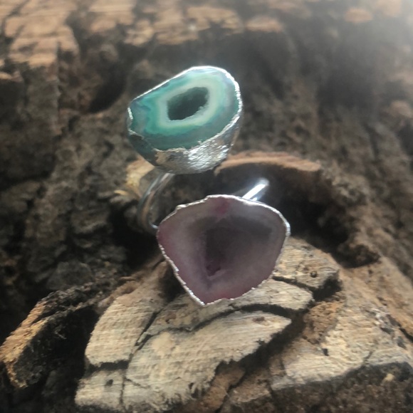 Jewelry - Size 7 adjustable druzy ring